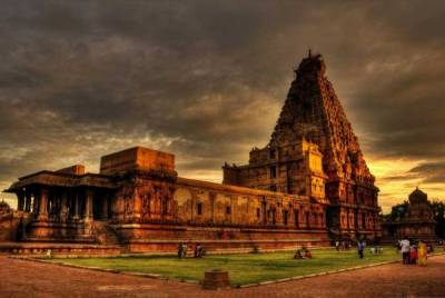 Travel Diaries | Temples | A Visit to the Thanjai Periya Kovil | Brihadeeswara Temple, Thanjavur