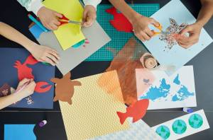 Collaborative Art Projects: Building Connections and Inspiring Creativity for Artist Students